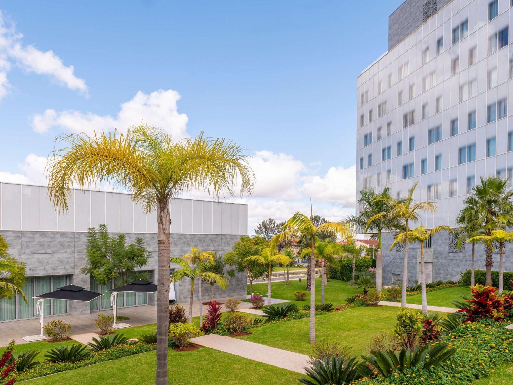 Novotel Convention And Spa Antananarivo Exterior foto