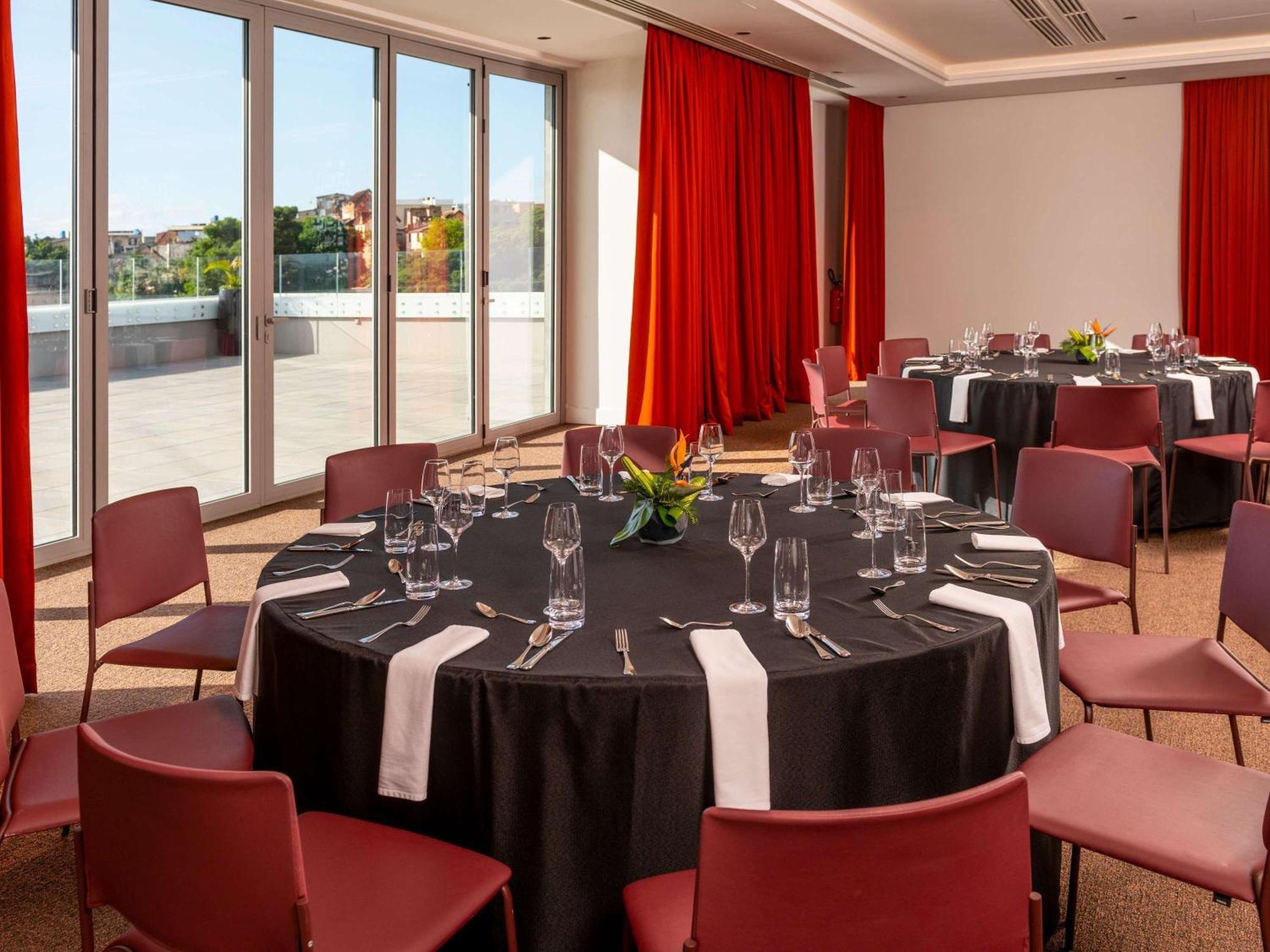 Novotel Convention And Spa Antananarivo Exterior foto
