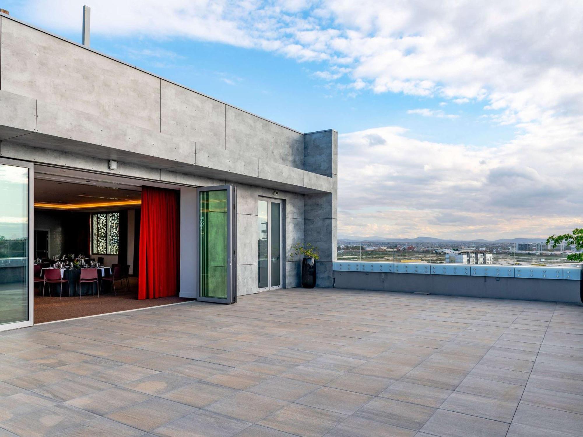 Novotel Convention And Spa Antananarivo Exterior foto